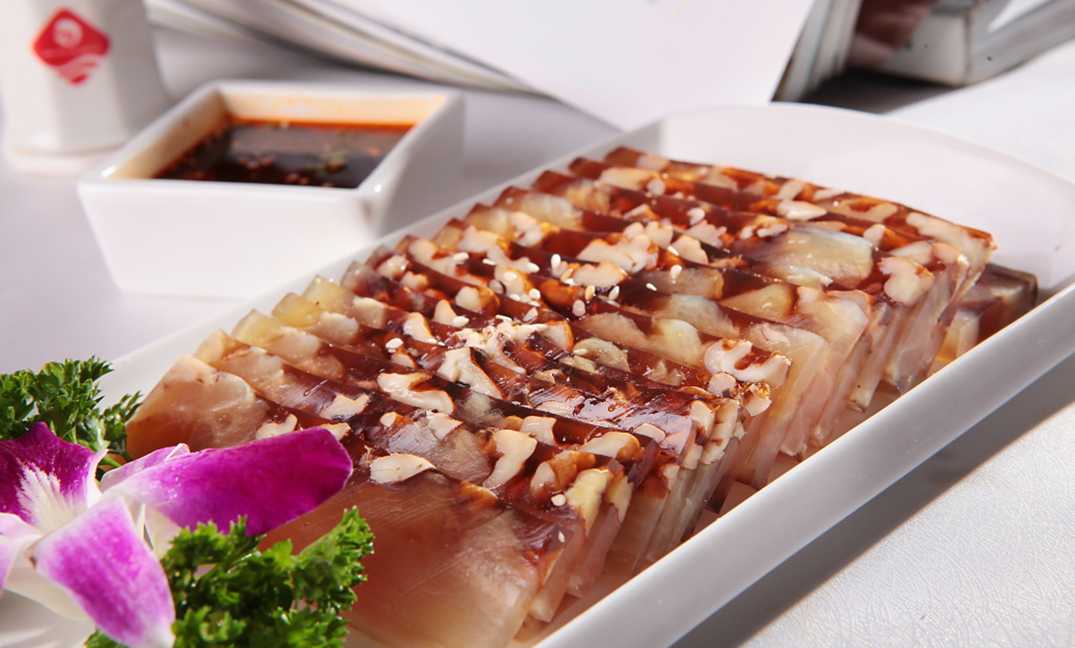 吕工机械皮冻灌装生产线 助力传统美食规模化量产