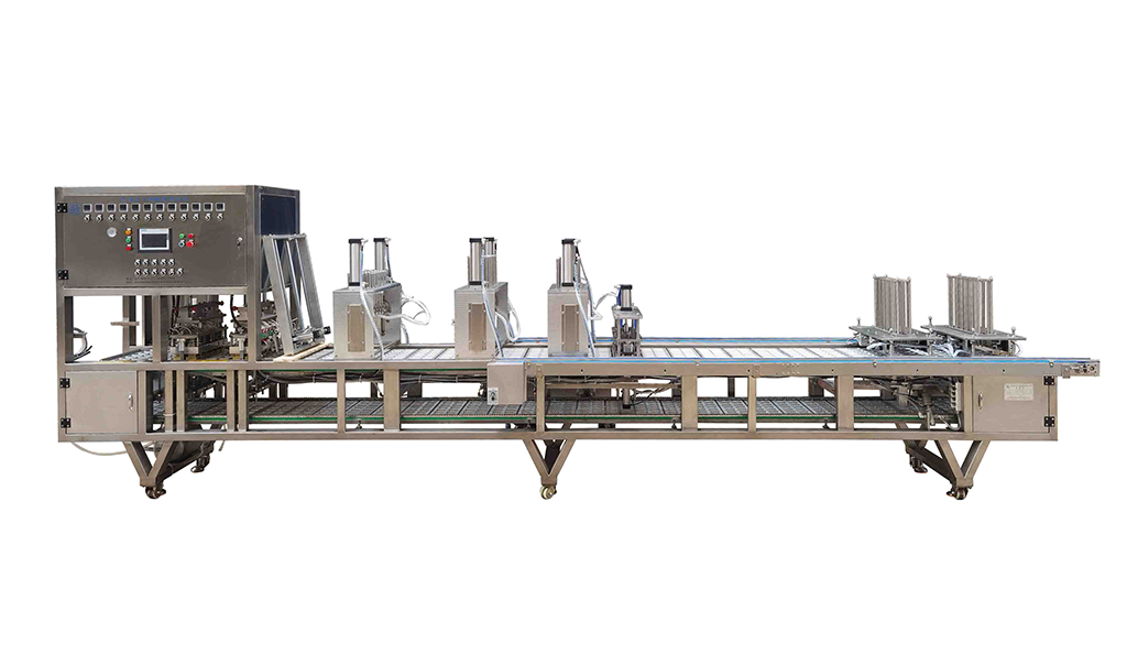 1774684330783618.png 00004十二口盒装蛋黄酥.png